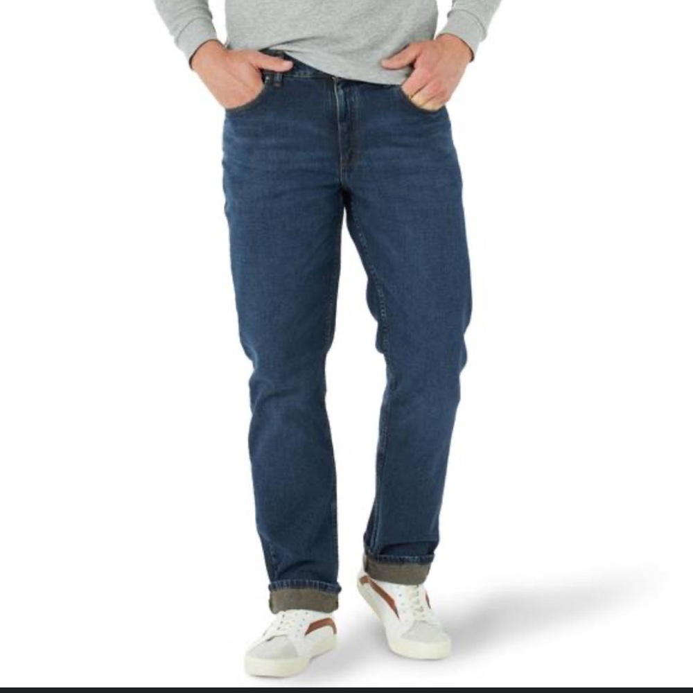 Lee Relaxed Fit 34 X 32 dark wash jeans